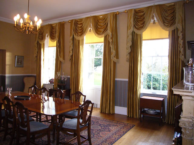 Formal dining room curtains